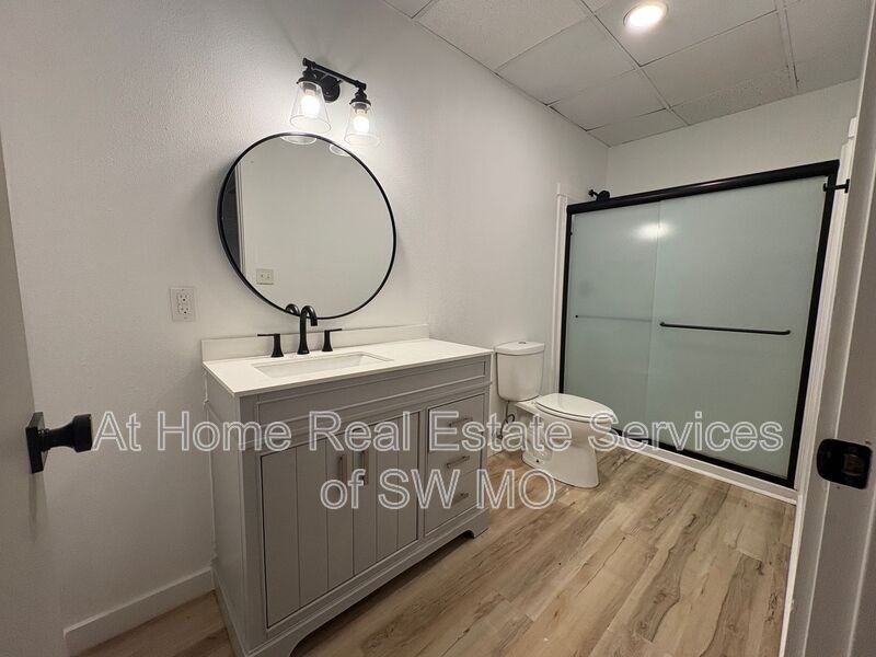 3342 E Linwood St #17 - Photo 3 of 9