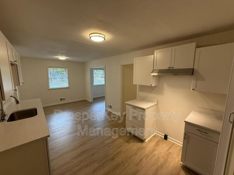 379 Utoy Circle Southwest - Photo 4 of 22