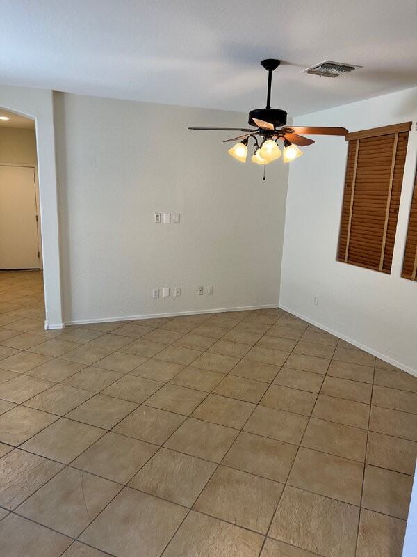 1929 E Ivanhoe St - Photo 3 of 22