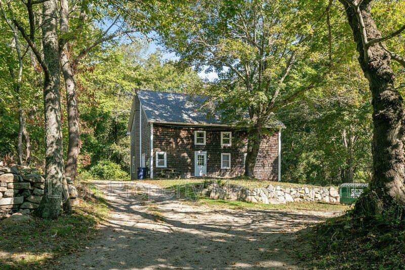 1495 Ten Rod Rd #3R