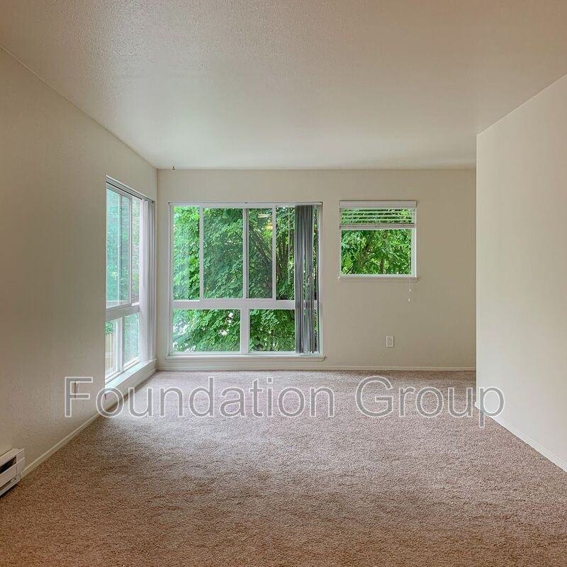 916 North 104th Street #B302 - Photo 3 of 6