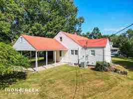 featured image of 82 Sand Hill School Rd