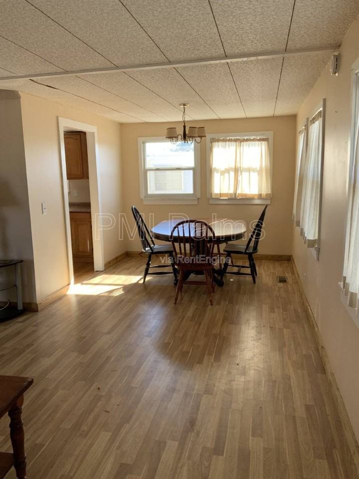 2026 Shady Cove Dr - Photo 3 of 10