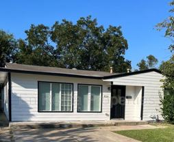 826 Highland Dr - Photo 1 of 1