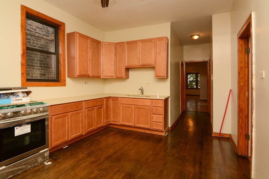 2825 N Milwaukee Ave #1 - Photo 3 of 21