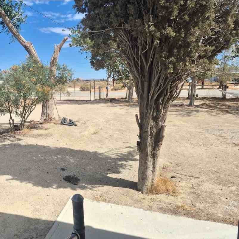 9129 Kemper Rd - Photo 3 of 5