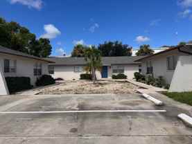 218 Se 16th Pl #1 - Photo 1 of 1