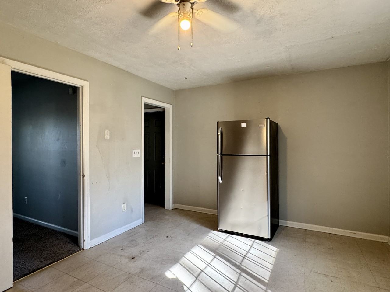 374 Mount Pleasant Dr - Photo 5 of 11