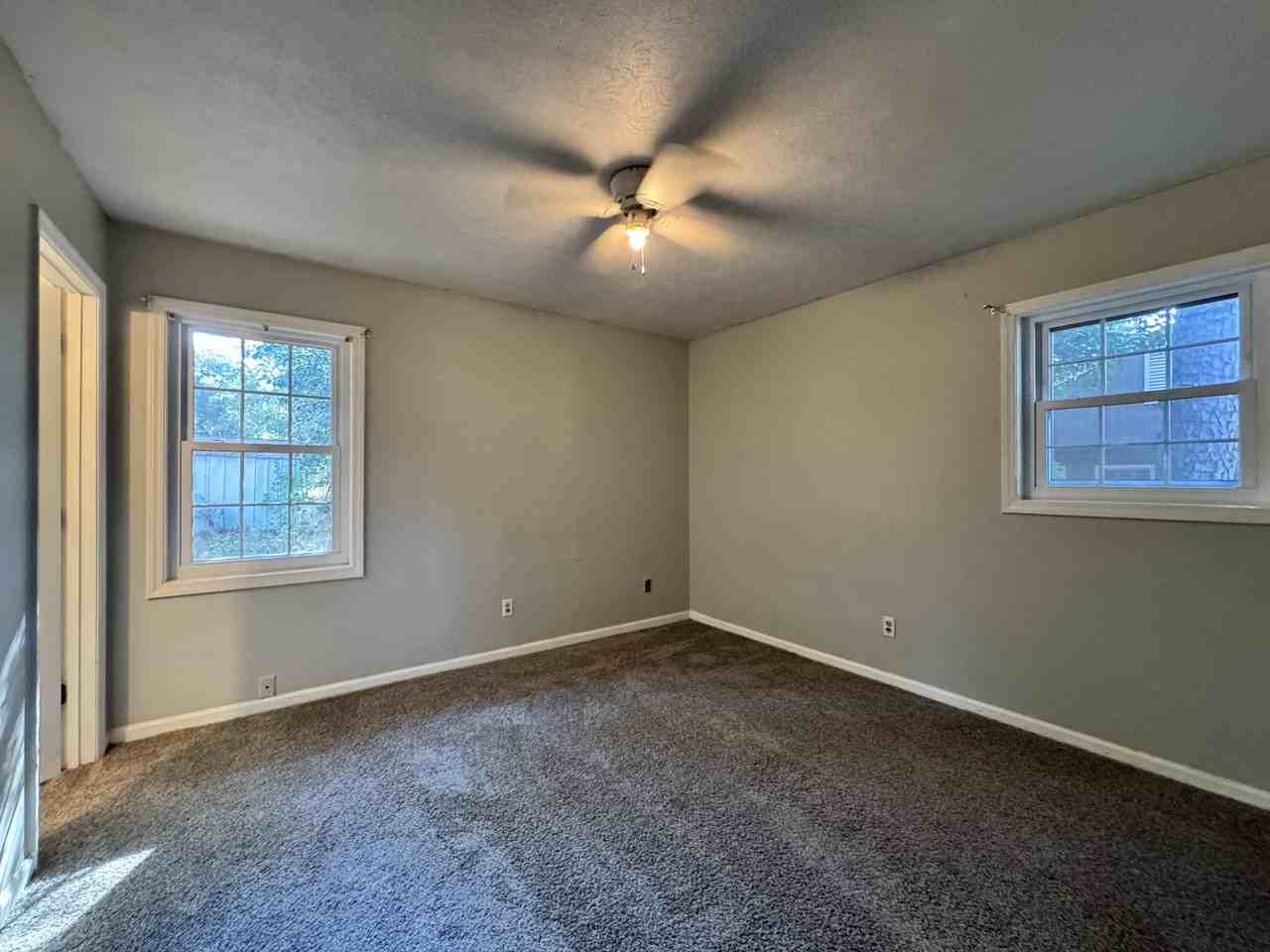 374 Mount Pleasant Dr - Photo 6 of 11