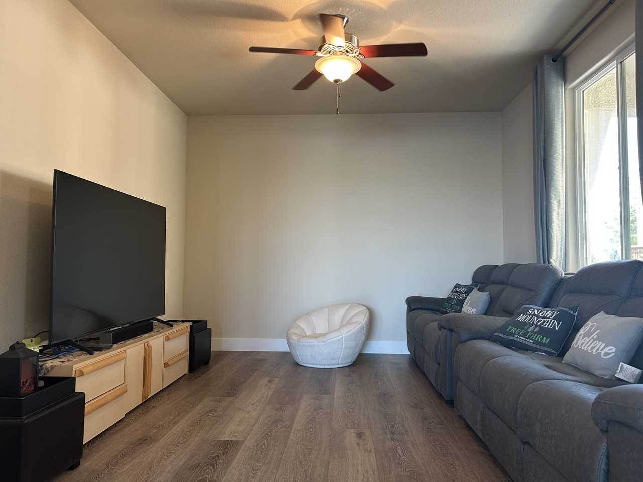 18006 Silver Springs Way - Photo 7 of 26