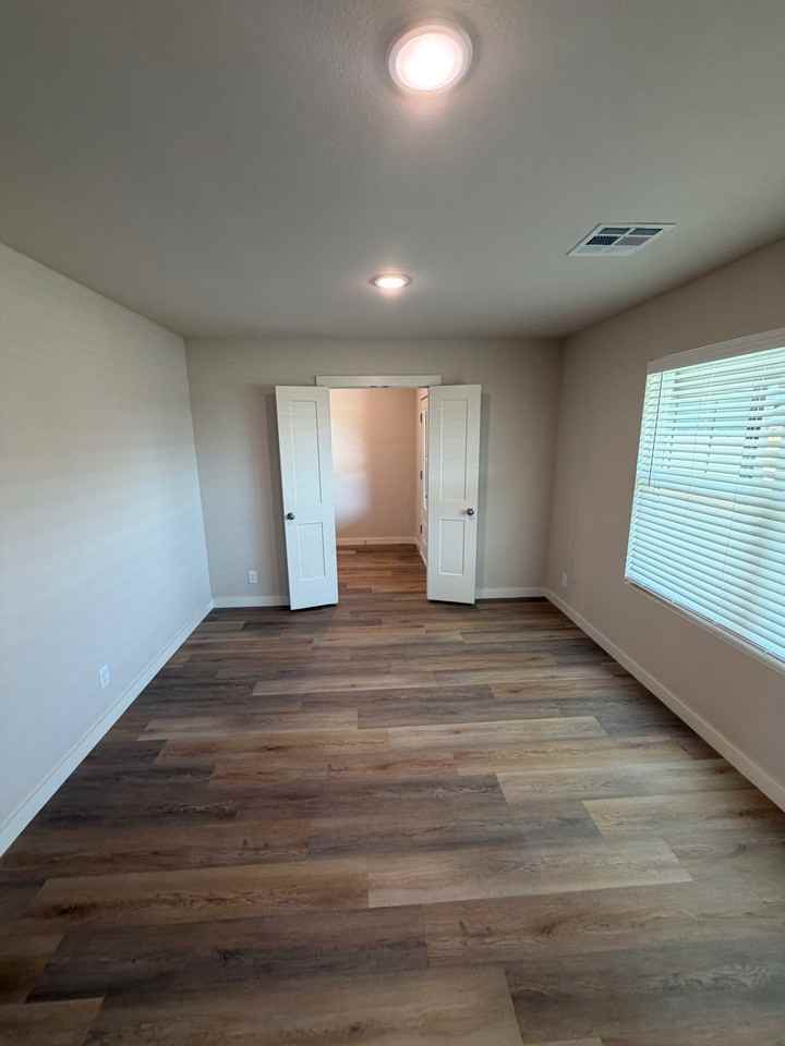 12308 N 133rd East Ave - Photo 3 of 14