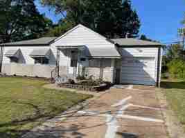 featured image of 1537 Akron Dr