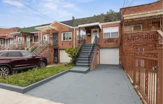 10310 Avenue L - Photo 1 of 1