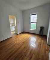 featured image of 218 Scholes St