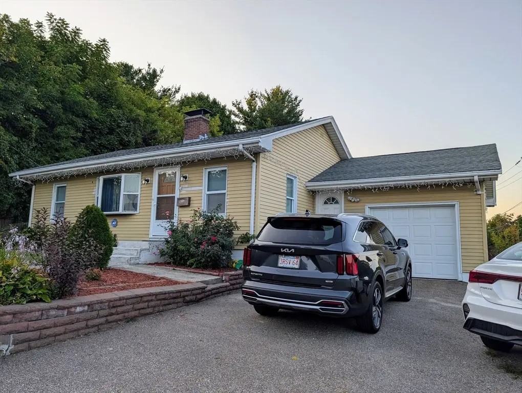 111 Pasadena Pkwy - Photo 2 of 26