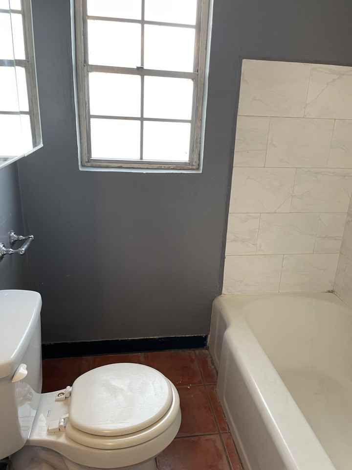 1920 Lead Ave Se - Photo 6 of 10