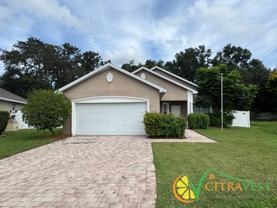 1009 Robin Ln - Photo 1 of 1
