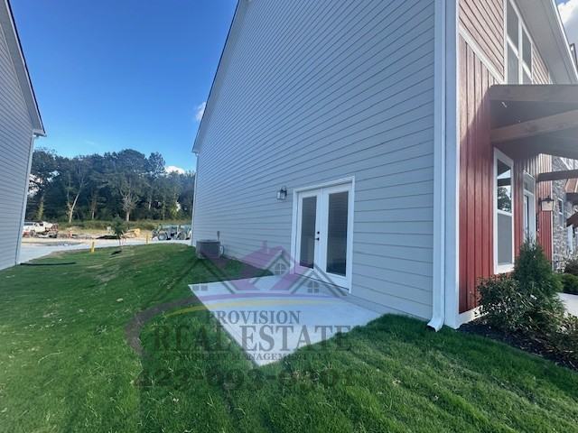 1921 Cypress Ln - Photo 3 of 25