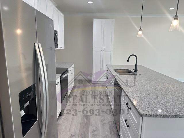 1921 Cypress Ln - Photo 7 of 25