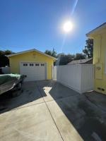 featured image of 86 W 8th St