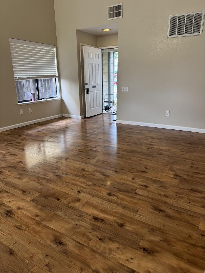 880 Buckskin Ter - Photo 3 of 5