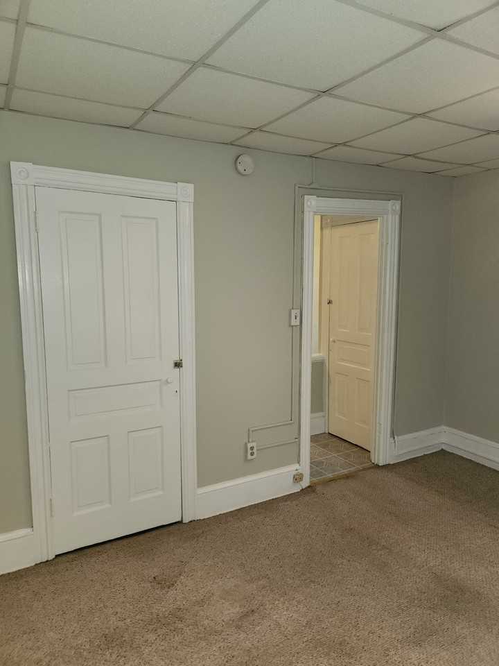 132 Clymer St - Photo 5 of 6