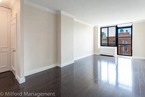 featured image of Battery Pl #9G