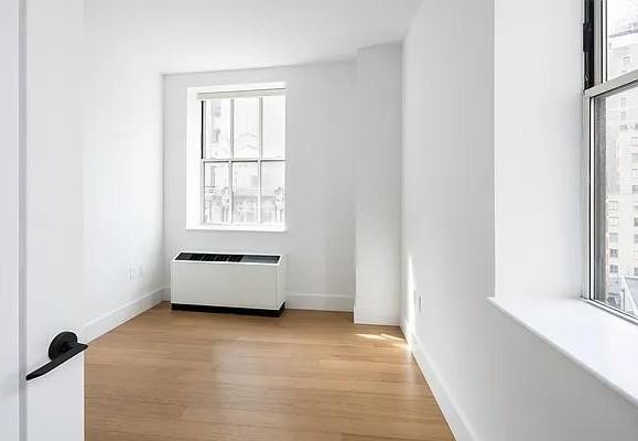 Wall St #1608 - Photo 5 of 20