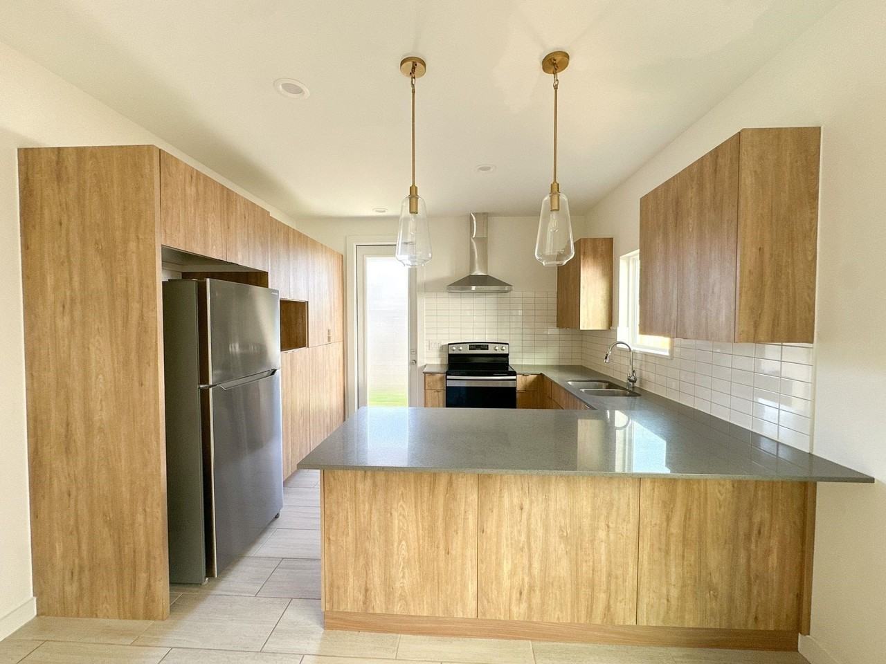 424 Deer Path Loop - Photo 2 of 12