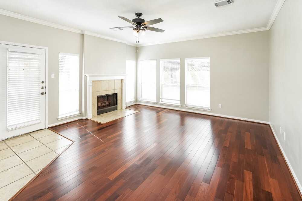 16502 Wheatfield Dr - Photo 5 of 17