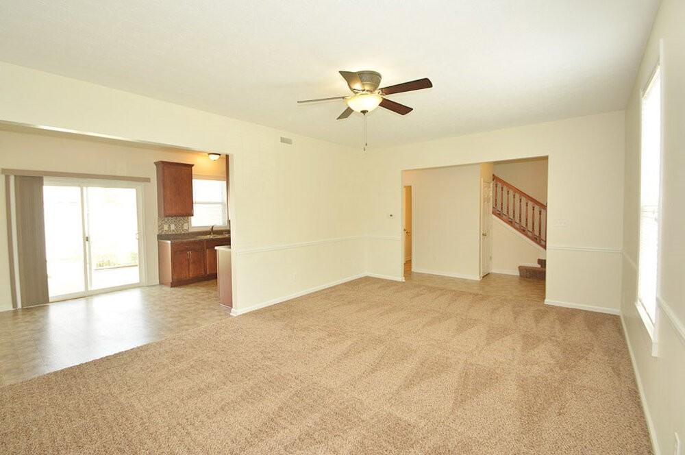 13172 S Elster Way - Photo 4 of 29