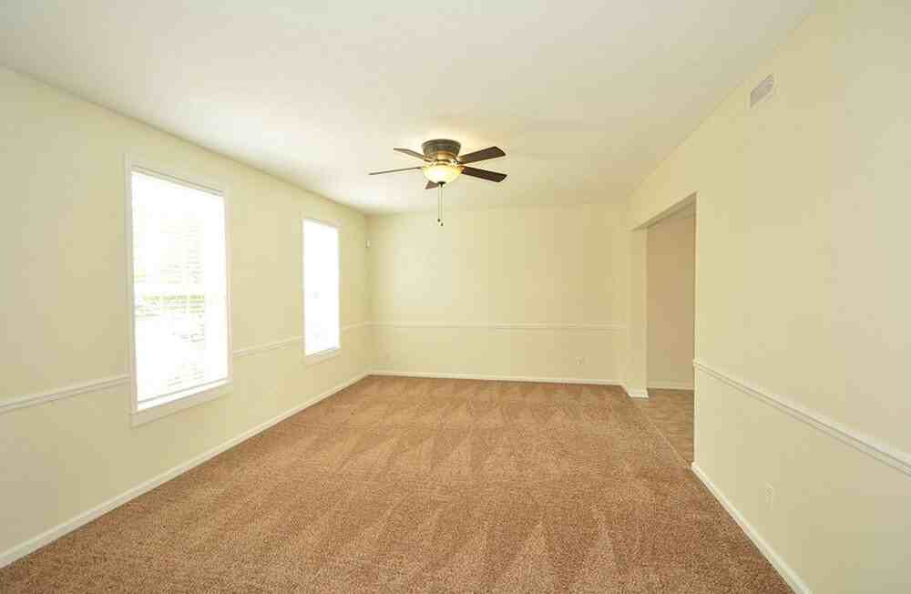 13172 S Elster Way - Photo 5 of 29