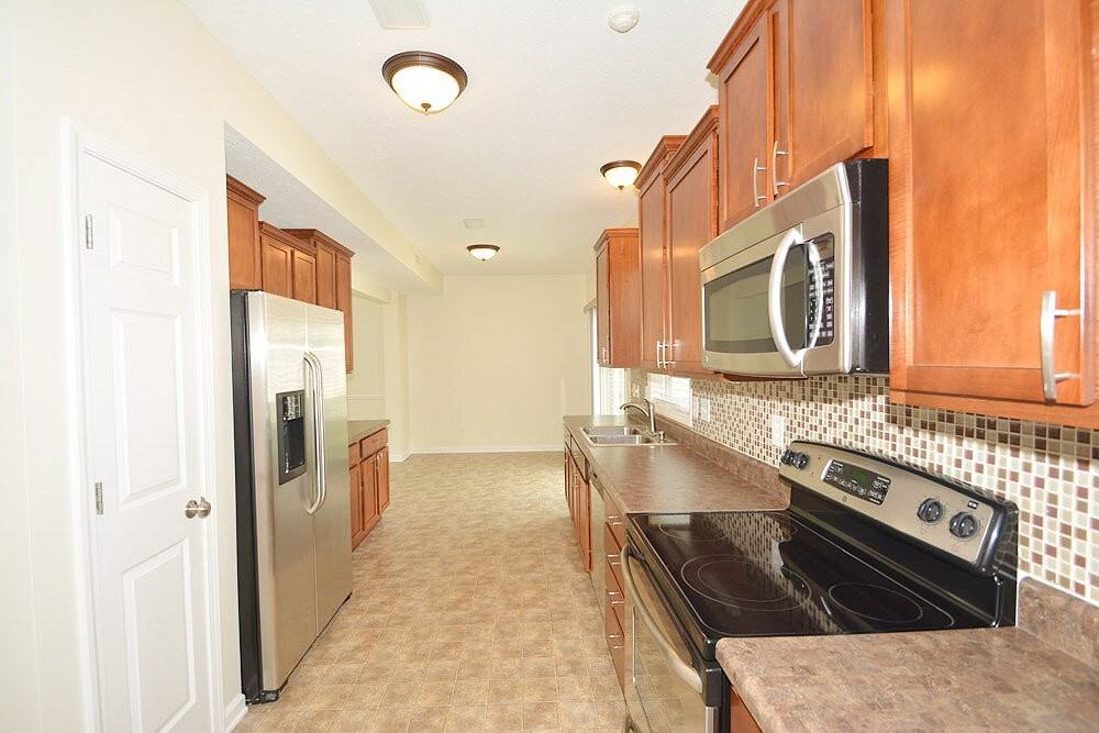 13172 S Elster Way - Photo 6 of 29