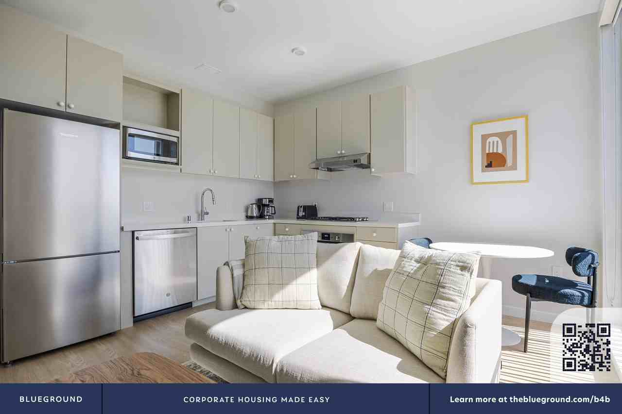 200 Mesnager Street - Photo 6 of 26