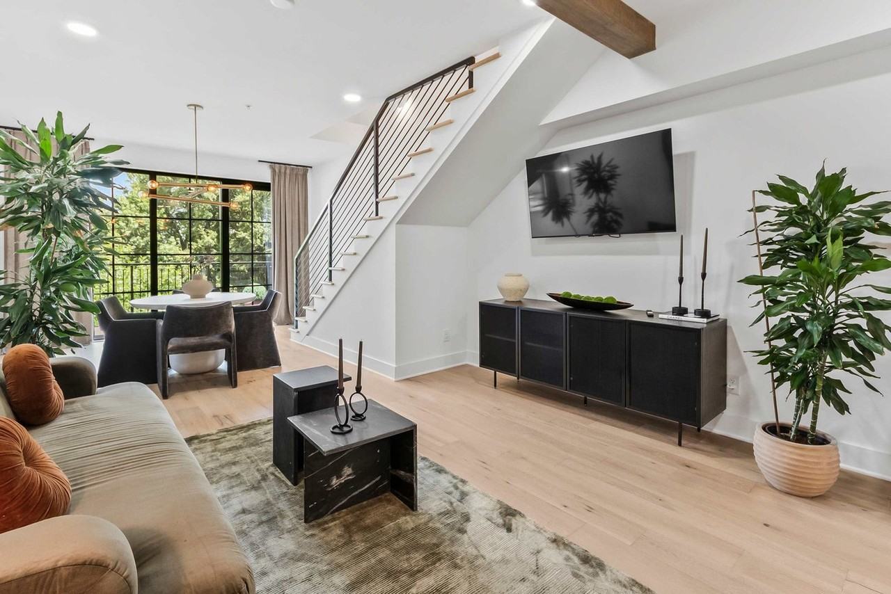 346 Peters St Sw #1058872P - Photo 7 of 28