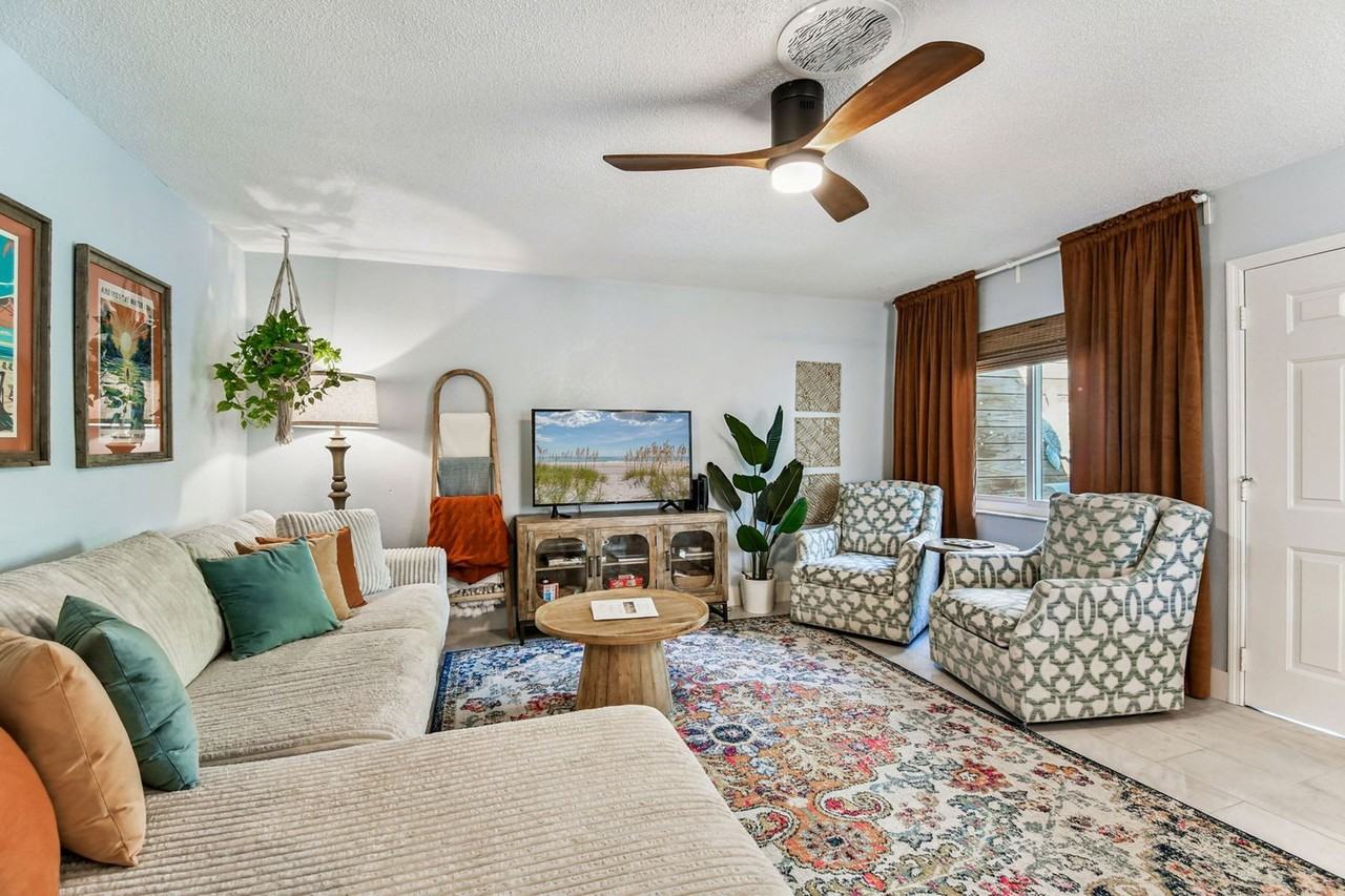 11250 2nd Street East - Photo 3 of 50