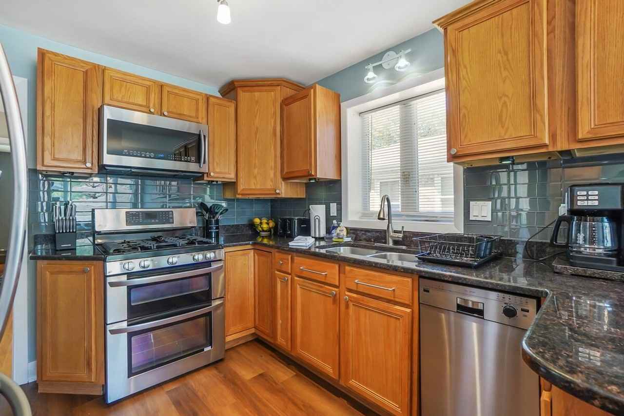 7001 W Summerdale Ave #1296508P - Photo 7 of 26