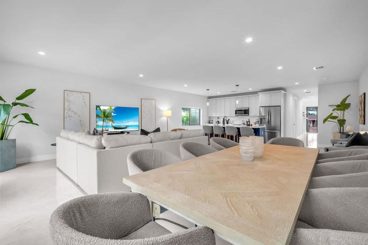 2951 Nw 13th St #1297053P - Photo 7 of 49