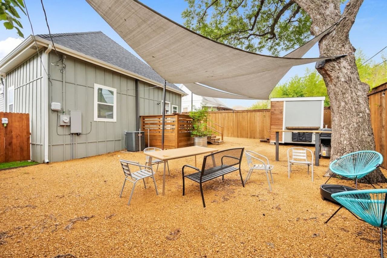 921 E Hattie St #1301587P - Photo 4 of 43