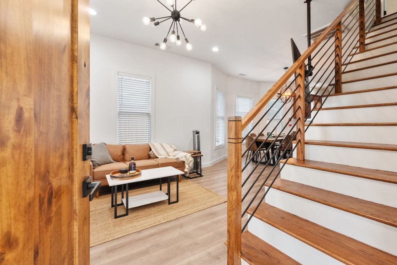 921 E Hattie St #1301587P - Photo 7 of 43