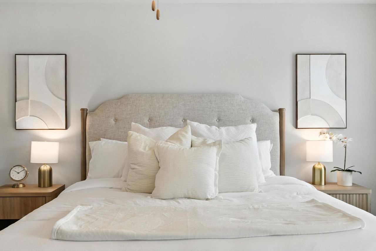 611 W Vincent Dr #1302837P - Photo 4 of 30