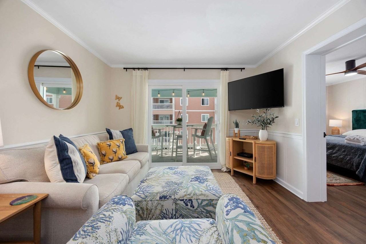 824 N Waccamaw Dr #1308947P - Photo 6 of 50