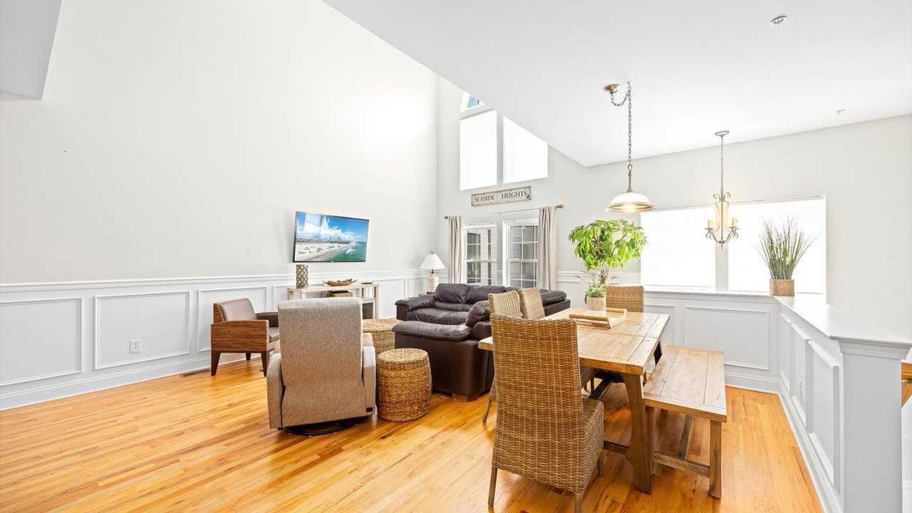 15 Sumner Ave #1309021P - Photo 6 of 46