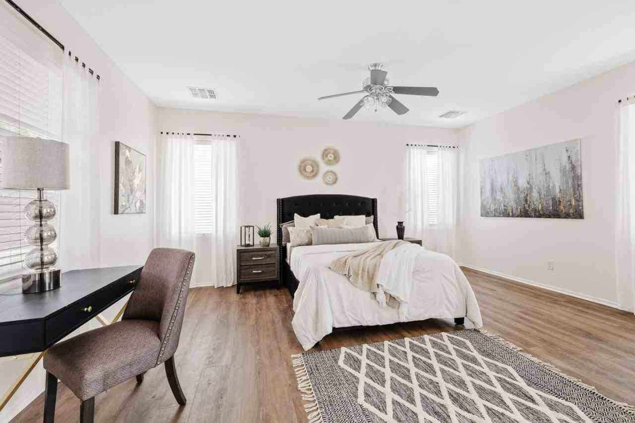 2372 E Sequoia Dr #1309631P - Photo 2 of 45