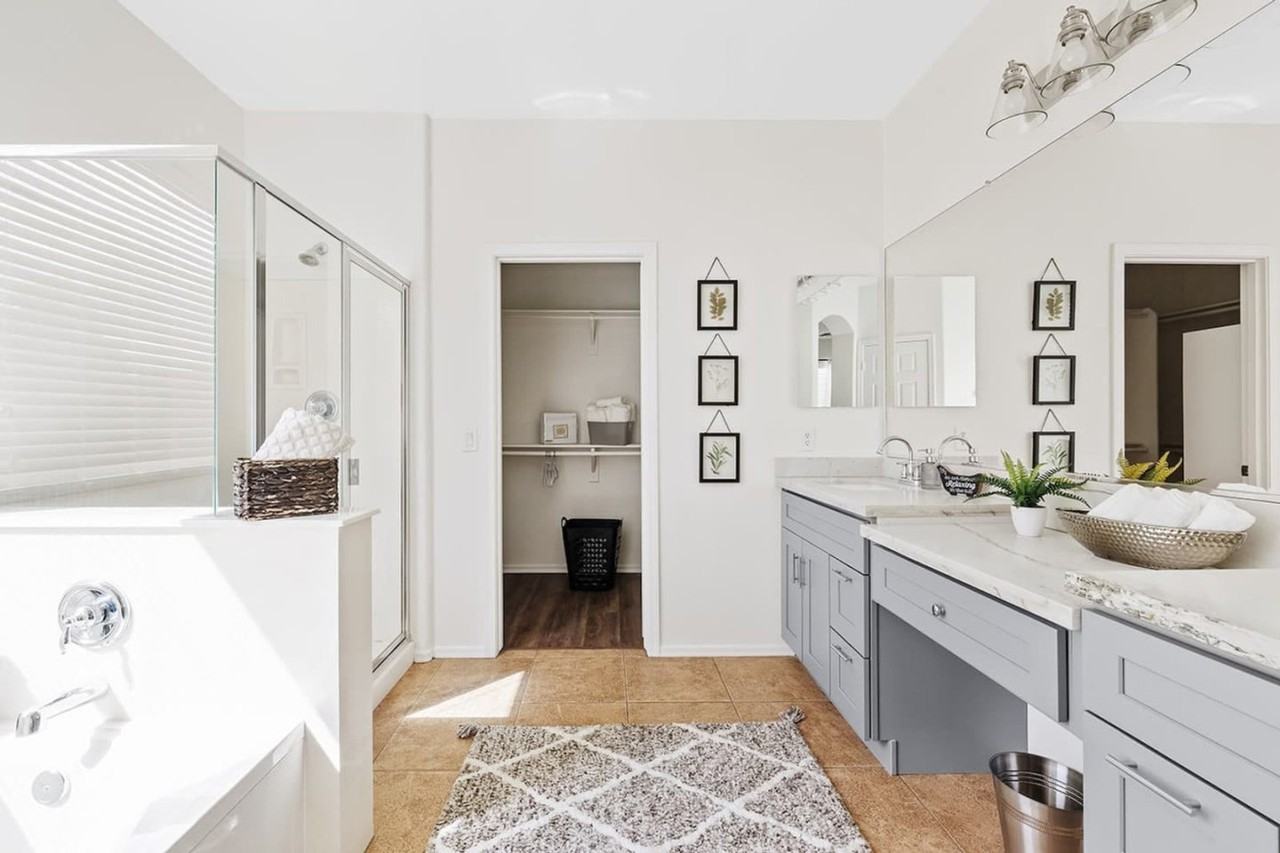 2372 E Sequoia Dr #1309631P - Photo 3 of 45