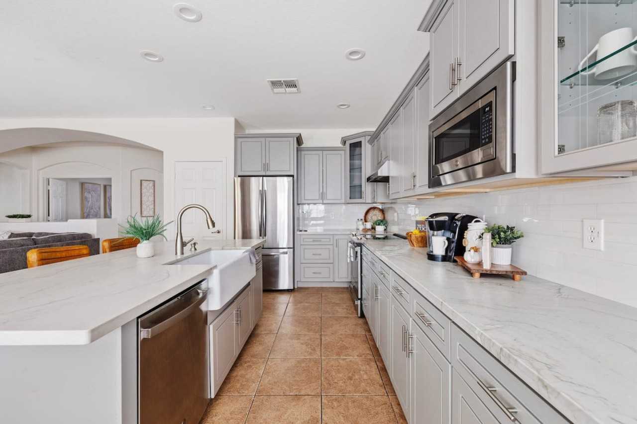 2372 E Sequoia Dr #1309631P - Photo 4 of 45