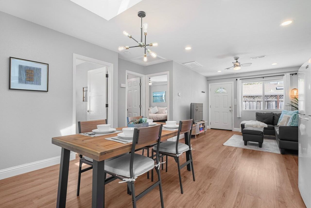 2326 Cherry Ave #1310560P - Photo 3 of 38