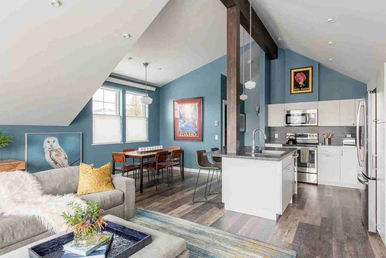 25 West Birch Street - Photo 2 of 74