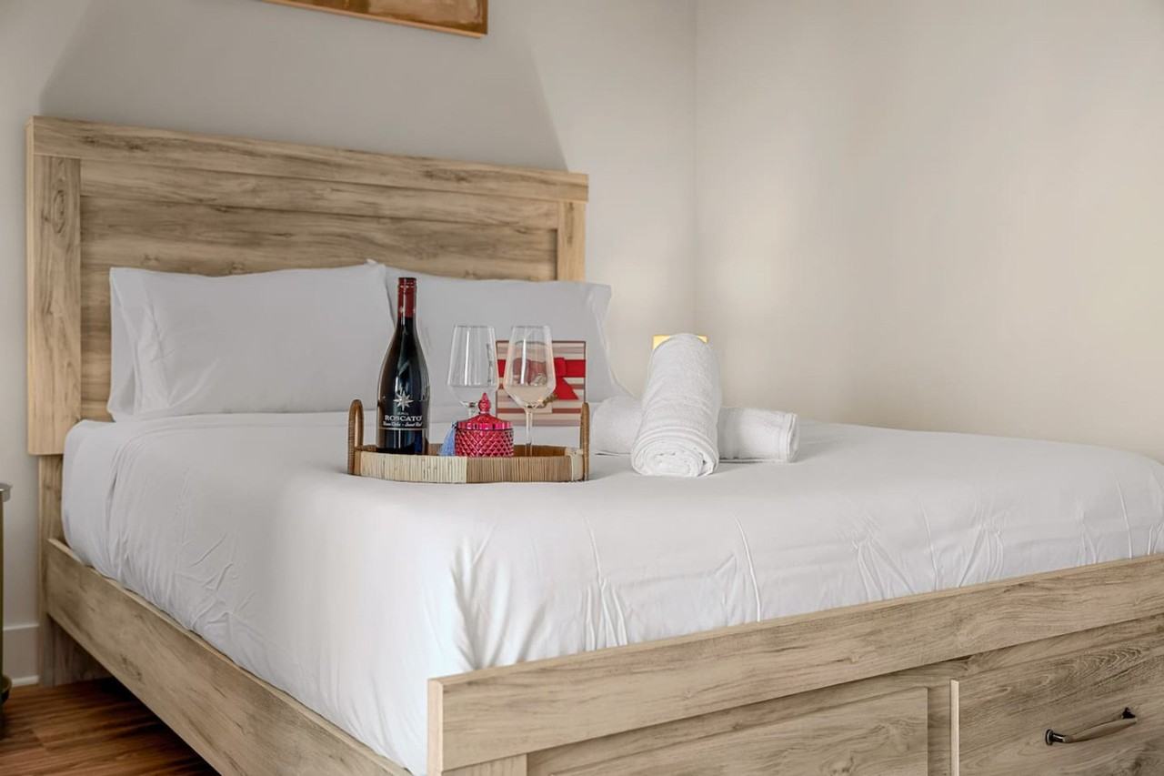 617 N 12th St #1312521P - Photo 4 of 23