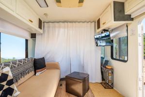 featured image of 13 Desert Plume Trl